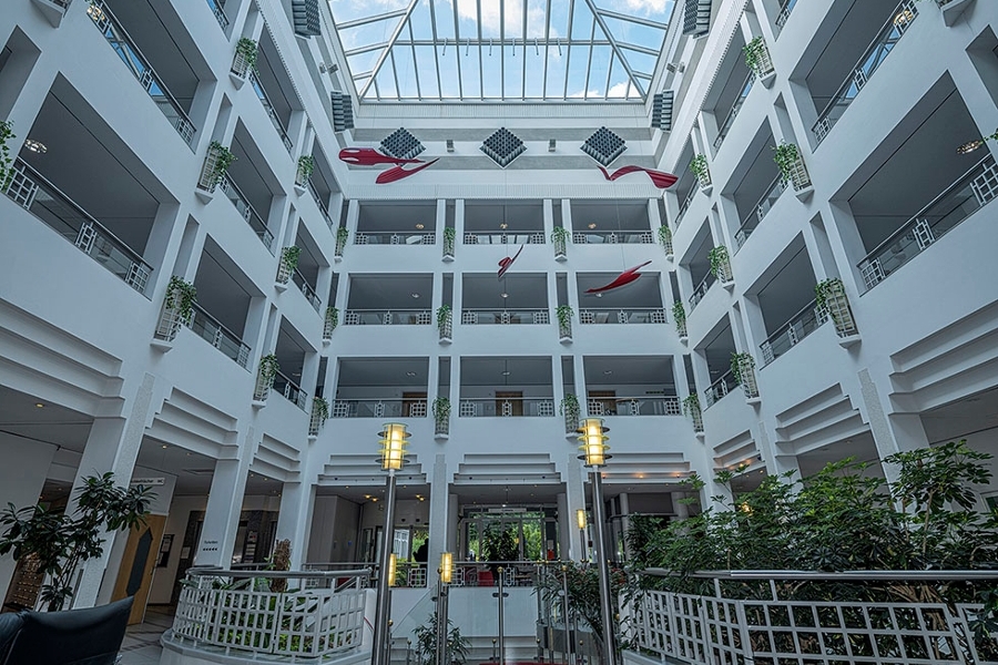 Die Mitarbeiterinnen und Mitarbeiter der Klinik Münsterland im Atrium Die Mitarbeiterinnen und Mitarbeiter der Klinik Münsterland im Atrium