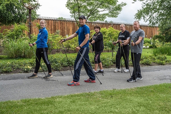 Nordic-Walking vor der Saline Nordic-Walking vor der Saline